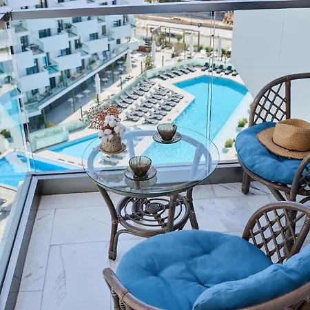 Summer Infinity Apartment