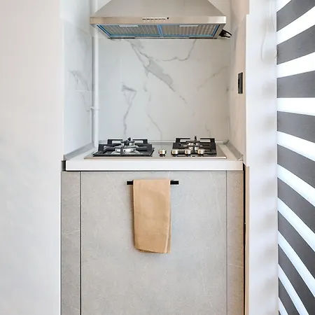 Summer Infinity Mamaia